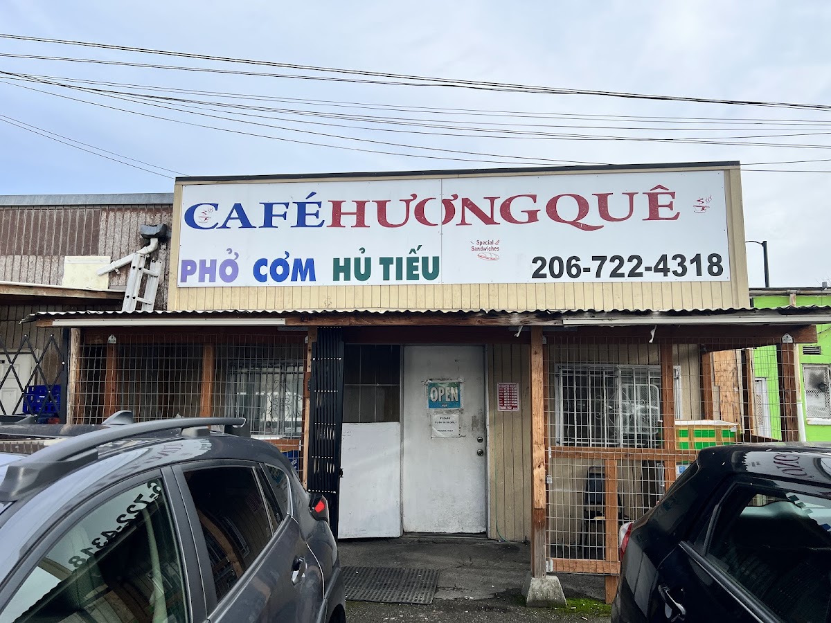 Huong Que Deli and Cafe